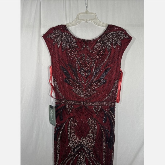 NWT $598 Mac Duggal [ 12 ] Intricate Beaded V-Neck High Slit Gown Burgundy‎ Red - Picture 13 of 15